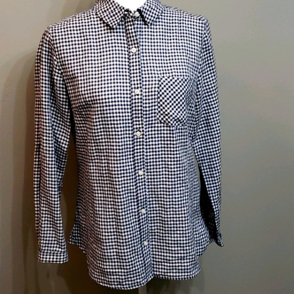 Banana Republic Classic Fit Sz Small